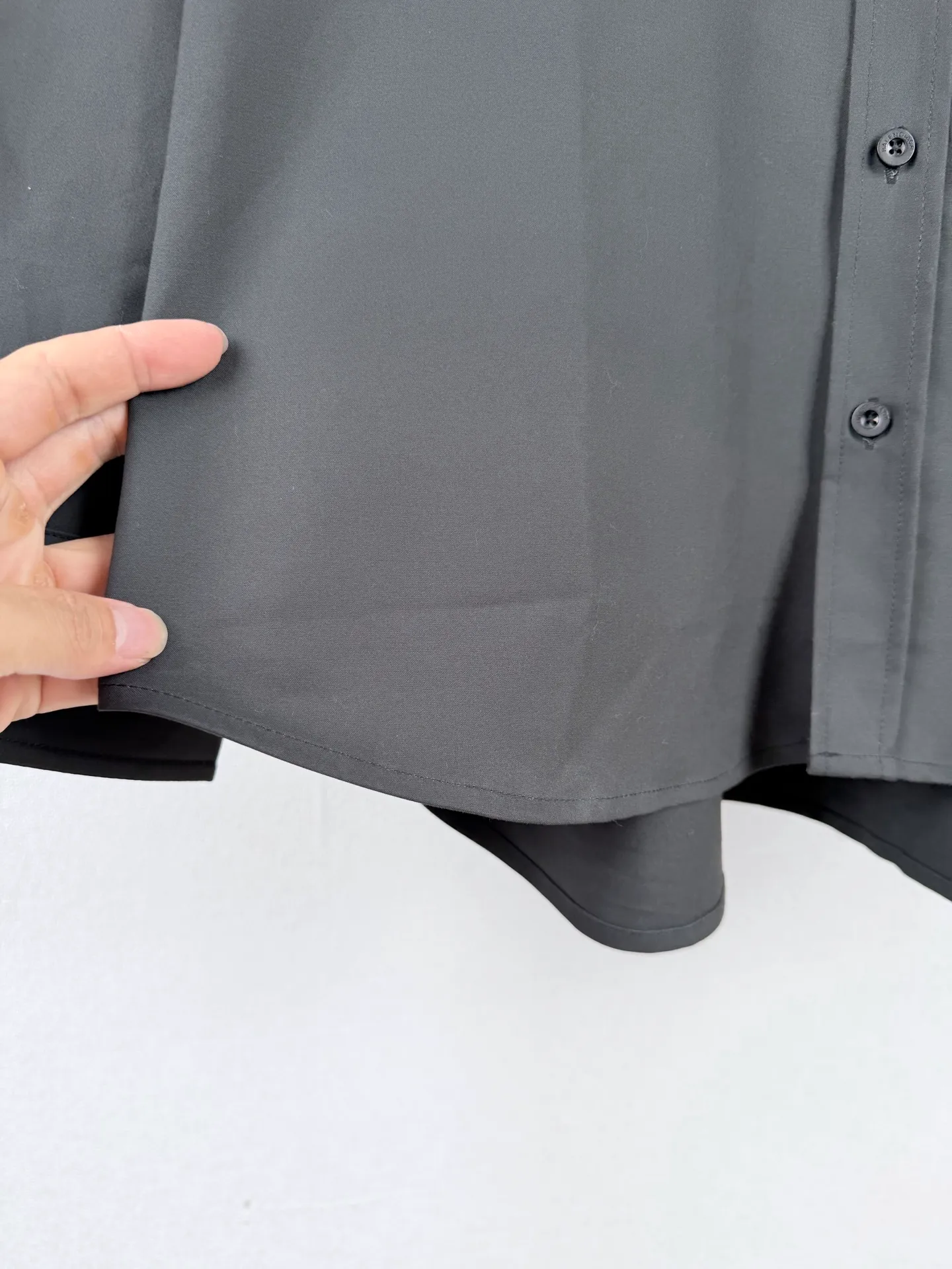 BALENCIAGA/ clean fit Balenciaga 1： 2: Wear-Resistant 3: ： 1:1 1:1 ： Size： 1 2 3